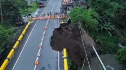 Pengendara Diminta Waspada, Doa Mengalir untuk Jembatan Nangkaan Bondowoso