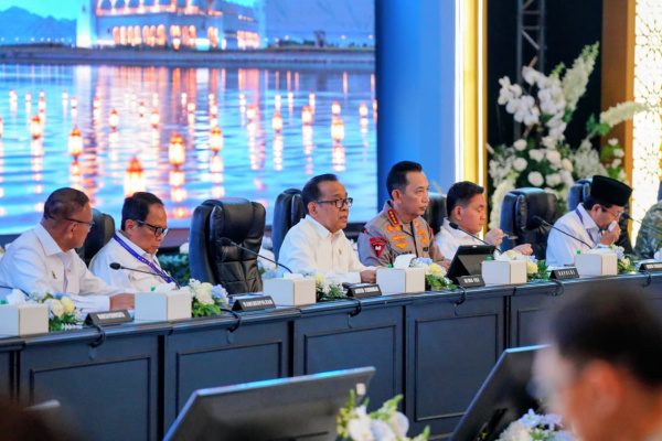 Jakarta, Obor Rakyat – Kepala Kepolisian Negara Republik Indonesia (Kapolri) Jendral Listyo Sigit Prabowo memastikan Polri tetap menyiapkan strategi rekayasa lalu lintas (lalin) untuk mengantisipasi lonjakan kendaraan saat arus mudik dan balik Lebaran 2026.