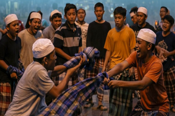 Simalungun, Obor Rakyat – Menyambut Ramadan 1447 Hijriah, Humas Polres Simalungun mengeluarkan imbauan tegas kepada masyarakat untuk menghentikan tradisi “perang sarung” yang kerap berujung perkelahian, cedera, hingga gangguan keamanan dan ketertiban masyarakat (kamtibmas).