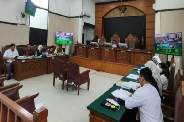 Jakarta, Obor Rakyat – Komisi Pemberantasan Korupsi (KPK) mengungkap nilai kerugian negara dalam kasus dugaan korupsi kuota haji yang menjerat mantan Menteri Agama, Yaqut Cholil Qoumas atau Gus Yaqut.Hal itu disampaikan dalam sidang praperadilan di Pengadilan Negeri Jakarta Selatan, Rabu (4/3/2026).