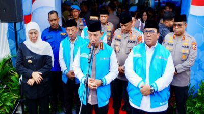 Kapolri Ajak Buruh Bersatu Hadapi Dinamika Global Saat Safari Ramadan di Surabaya