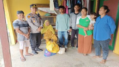 Polsek Tanah Jawa Pulangkan Nenek Pikun yang Viral di Medsos ke Keluarga di Tebing Tinggi