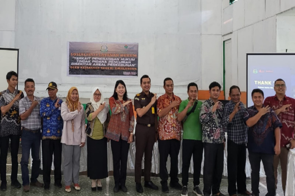 Simalungun, Obor Rakyat – Kejaksaan Negeri (Kejari) Simalungun menggelar sosialisasi penerangan hukum bagi perangkat desa (pangulu) dan masyarakat di sekitar wilayah perkebunan PTPN IV Gunung Bayu, Kamis (12/3/2026).
