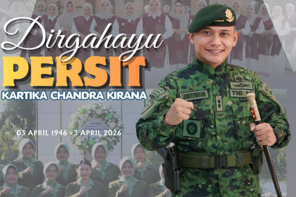 Jember, Obor Rakyat – Komandan Batalyon Infanteri (Danyonif) 509/Balawara Yudha Kostrad, Letkol Inf Juni Fitriyan bersama Ketua Persit Kartika Chandra Kirana (KCK) Ranting 2 Yonif 509 Kostrad, Ajeng Juni Fitriyan, menyampaikan ucapan selamat Hari Ulang Tahun (HUT) ke-80 Persit Kartika Chandra Kirana.