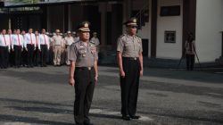 Polres Jember Gelar Upacara Kenaikan Pangkat Pengabdian, Dua Personel Terima Penghargaan