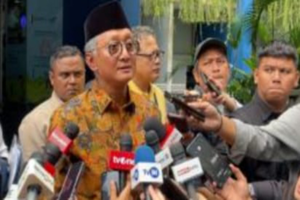 Jakarta, Obor Rakyat — Kantor Kementerian Pekerjaan Umum (PU) menjadi sorotan publik setelah digeledah oleh penyidik Kejaksaan Tinggi DKI Jakarta pada Kamis (9/4/2026) siang.