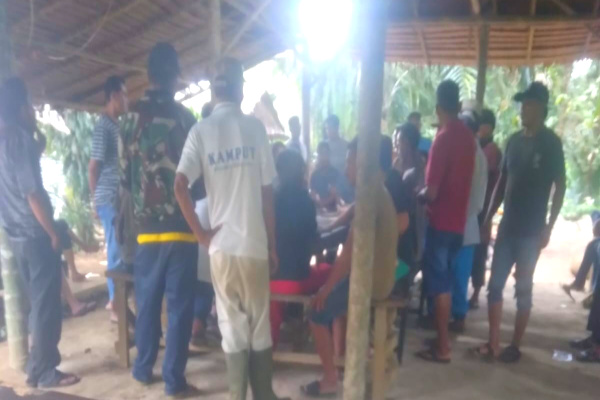 Medan, Obor Rakyat – Aktivitas perjudian jenis dadu putar diduga terus beroperasi secara terang-terangan di wilayah Jalan Pertahanan Pasar VII, Desa Patumbak I, Kecamatan Patumbak.