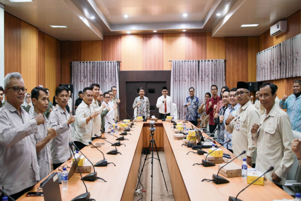 Jember, Obor Rakyat – Kepala Kantor Wilayah Kementerian Hukum dan HAM Jawa Timur, Haris Sukamto, melakukan kunjungan kerja ke Kabupaten Jember dalam rangka penguatan regulasi daerah, Jumat (10/4/2026).