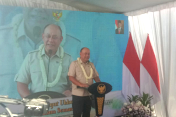 Jember, Obor Rakyat – Pemerintah Kabupaten (Pemkab) Jember kembali menunjukkan komitmennya dalam mendukung program strategis nasional melalui kunjungan kerja Kepala Badan Gizi Nasional (BGN) ke wilayah pelosok, tepatnya di Desa Wringinagung, Kecamatan Jombang, Kamis (16/4/2026).