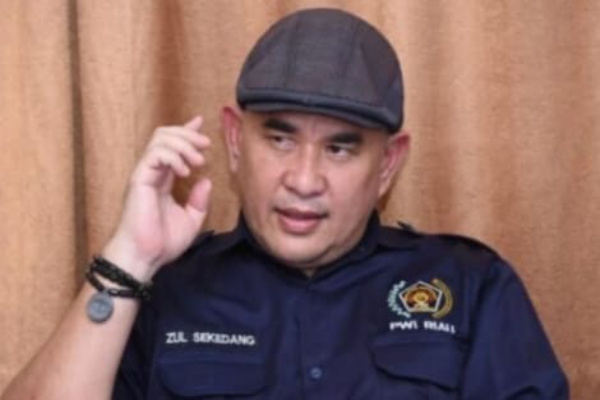 Jakarta, Obor Rakyat – Kabar duka menyelimuti dunia pers nasional. Sekretaris Jenderal Persatuan Wartawan Indonesia (PWI) Pusat, Zulmansyah Sekedang, meninggal dunia pada Sabtu (18/4/2026) pukul 00.05 WIB.