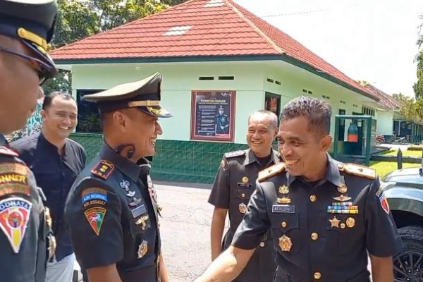 Jember, Obor Rakyat – Sebanyak 48 prajurit dari Yonif 509/Balawara Yudha Kostrad berhasil lulus mengikuti Pendidikan Pembentukan Bintara (Diktukba) TNI Angkatan Darat Gelombang II Tahun Anggaran 2026.