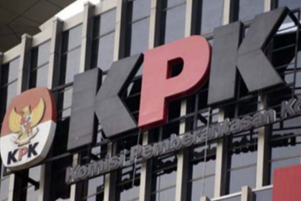 Jakarta, Obor Rakyat – Komisi Pemberantasan Korupsi (KPK) menyita sebuah safe deposit box (SDB) yang diduga terkait perkara korupsi importasi di Direktorat Jenderal Bea dan Cukai (DJBC), Kementerian Keuangan.