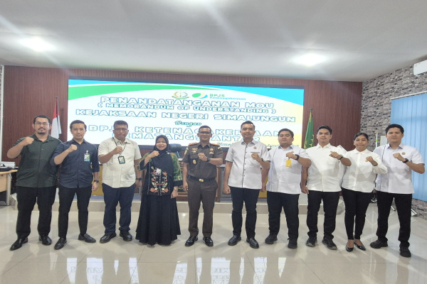 Simalungun, Obor Rakyat – Kejaksaan Negeri (Kejari) Simalungun kembali menegaskan komitmennya dalam mendukung pengamanan program strategis nasional melalui perpanjangan nota kesepahaman (MoU) dengan BPJS Ketenagakerjaan Cabang Pematang Siantar.
