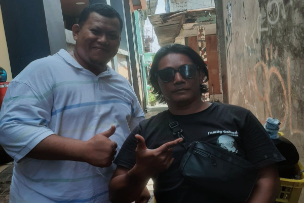 Jakarta, Obor Rakyat — Usaha minuman Estehsoloh yang dirintis oleh Bos Afit kian menunjukkan perkembangan pesat dan mendapat tempat di hati masyarakat.