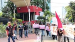 Aksi IWB di KPK Desak Pengambilalihan Kasus Dugaan Korupsi Banyuwangi, Soroti Nama Inisial NH