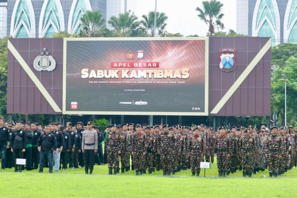 Surabaya, Obor Rakyat — Polda Jawa Timur menggelar apel besar Sabuk Kamtibmas di Mapolda Jatim, Kamis (30/4/2026), dengan melibatkan ribuan elemen masyarakat sebagai mitra strategis kepolisian.