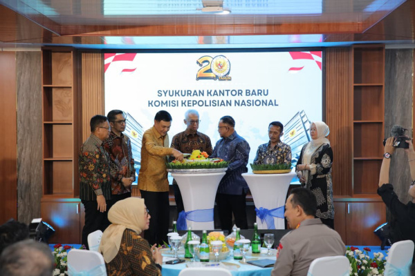 Jakarta, Obor Rakyat – Komisi Kepolisian Nasional (Kompolnas) resmi menempati kantor barunya di kawasan Duren Tiga, Pancoran, Jakarta Selatan, Selasa (5/5/2026).