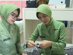 Dokter Spesialis Patologi Klinik di Jakarta Pilih Merajut untuk Redakan Tekanan Profesi Medis