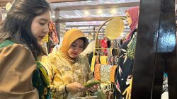 Booth 22 PERSIT BISA Vol. II 2026 Diserbu Pengunjung, YD Strap Bag Tenun Raih Penjualan Fantastis