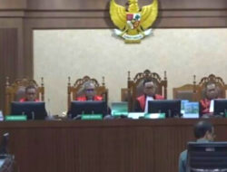 Dituntut Bayar Rp5,6 Triliun, Nadiem Makarim Sebut Angka Jaksa “Tidak Riil”
