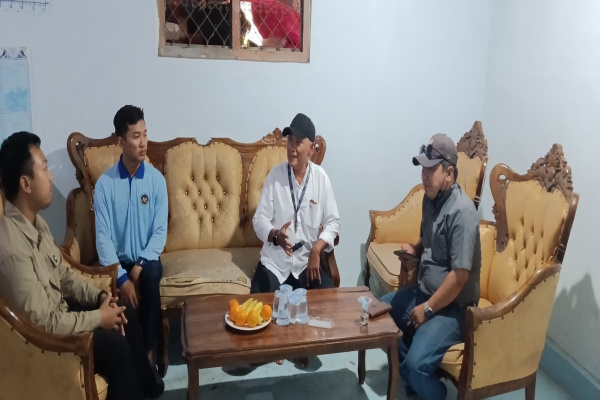 Banyuwangi, Obor Rakyat – Dugaan keterlibatan Kepala Satuan Pelayanan Pemenuhan Gizi (SPPG) Desa Kumendung, Kecamatan Muncar, Banyuwangi, dalam pengadaan bahan baku Program Makan Bergizi Gratis (MBG) menuai sorotan tajam.