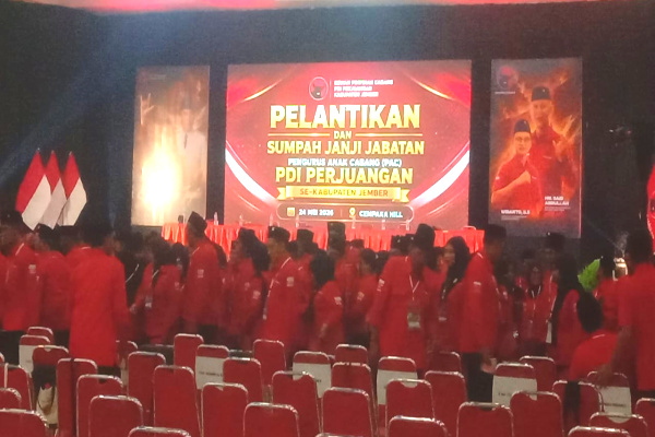Jember, Obor Rakyat – DPC PDI Perjuangan Kabupaten Jember resmi melantik dan mengambil sumpah jabatan Pengurus Anak Cabang (PAC) PDI Perjuangan se-Kabupaten Jember pada Minggu, 24 Mei 2026.