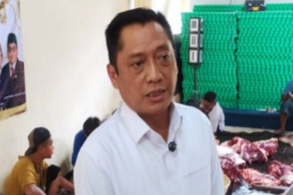Jember, Obor Rakyat — Partai Gerindra Kabupaten Jember melaksanakan penyembelihan hewan kurban dalam rangka Hari Raya Iduladha 1447 Hijriah di Kantor DPC Gerindra Kaliwates, Jember, Rabu (27/5/2026).