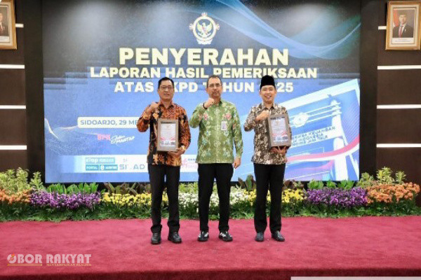 Jember, Obor Rakyat – Pemerintah Kabupaten (Pemkab) Jember kembali mempertahankan opini Wajar Tanpa Pengecualian (WTP) dari Badan Pemeriksa Keuangan (BPK) RI atas Laporan Keuangan Pemerintah Daerah (LKPD) Tahun Anggaran 2025.