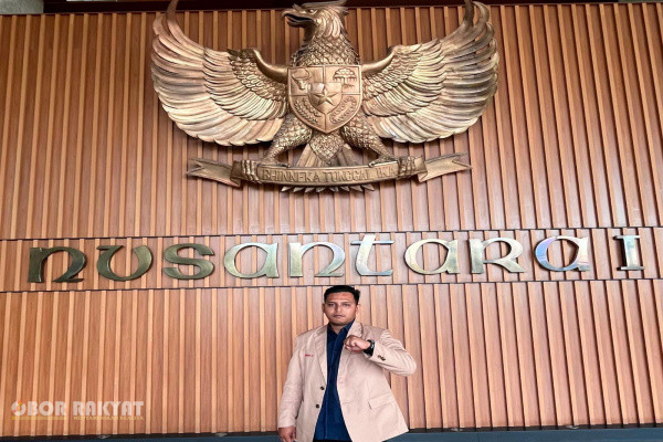 Jakarta, Obor Rakyat – Dewan Pimpinan Nasional Perhimpunan Mahasiswa Hukum Indonesia (DPN PERMAHI) menilai langkah Presiden RI Prabowo Subianto melakukan evaluasi dan pergantian pimpinan Badan Gizi Nasional (BGN) merupakan bentuk koreksi konstitusional guna menjaga efektivitas pelaksanaan Program Makan Bergizi Gratis (MBG) sebagai salah satu program strategis nasional.