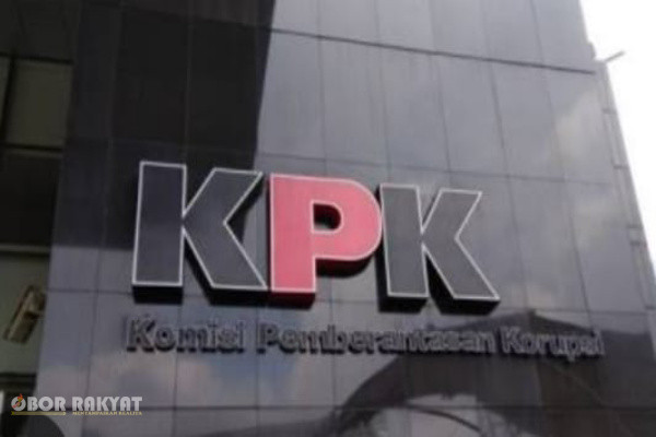 Jakarta, Obor Rakyat – Komisi Pemberantasan Korupsi (KPK) kembali melakukan operasi tangkap tangan (OTT) yang menjerat Bupati Muara Enim, Edison, pada Senin (8/6/2026).