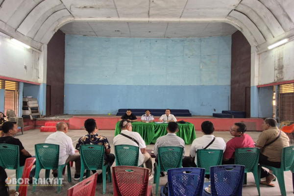 Simalungun, Obor Rakyat – Kejaksaan Negeri (Kejari) Simalungun melalui Seksi Intelijen bersama Seksi Perdata dan Tata Usaha Negara (Datun) melaksanakan Program Jaksa Garda Desa (Jaga Desa) melalui kegiatan Rapat Pendahuluan (Entry Meeting) Pendampingan Rencana Penggunaan Dana Desa Tahun Anggaran 2026 di Kecamatan Jawa Maraja Bah Jambi, Rabu (10/6/2026).