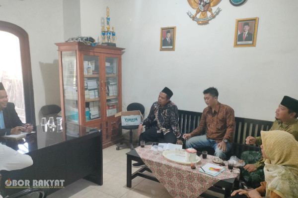 Bondowoso, Obor Rakyat – Pencairan Dana Desa (DD) Tahap I Tahun Anggaran 2026 Desa Ramban Kulon, Kecamatan Cermee, Kabupaten Bondowoso, terancam gagal dilakukan. Menjelang batas akhir pengunggahan dokumen pencairan pada Senin, 15 Juni 2026, sejumlah persyaratan administrasi penting diketahui belum tuntas.