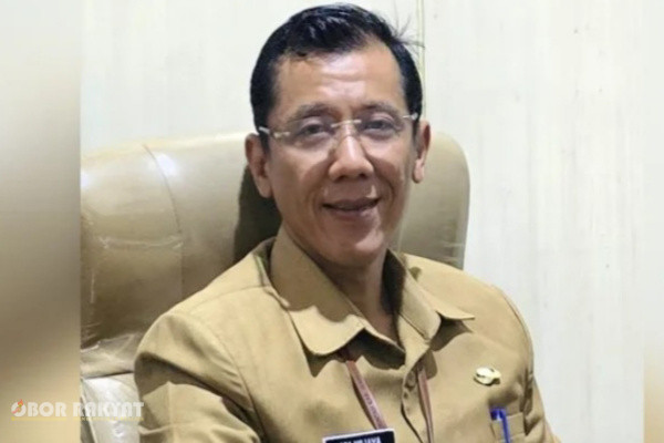 ​Jember, Obor Rakyat – Dinas Pemberdayaan Masyarakat dan Desa (DPMD) Kabupaten Jember tengah melakukan peninjauan dan evaluasi menyeluruh terhadap kinerja Mujiono, yang saat ini mengemban amanah sebagai Penjabat (Pj) Kepala Desa Patemon, Kecamatan Pakusari.​Langkah fungsional ini diambil sebagai bagian dari instrumen kendali mutu birokrasi.