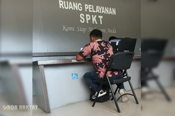 Sergai, Obor Rakyat – Kuasa hukum seorang warga berinisial SP meminta Polres Serdang Bedagai (Sergai) segera memberikan kepastian hukum atas laporan dugaan tindak pidana penipuan dan penggelapan yang telah berjalan lebih dari satu tahun.