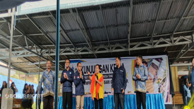 ​Manggarai, Obor Rakyat – Anggota DPRD Provinsi Nusa Tenggara Timur (NTT) dari Fraksi Partai Golkar, Simprosa Rianasari Gandut, atau yang akrab disapa Osy Gandut, menggelar kunjungan kerja intensif di Kabupaten Manggarai pada Jumat (17/7/2026).