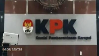 Jakarta, Obor Rakyat — Komisi Pemberantasan Korupsi (KPK) mengeluarkan peringatan resmi (cautionary statement) terkait potensi pencederaan tata kelola keuangan negara dalam wacana pengadaan kipas angin program Koperasi Desa/Kelurahan Merah Putih (Kopdes Merah Putih) bernilai fantastis, yakni Rp 1,8 triliun.