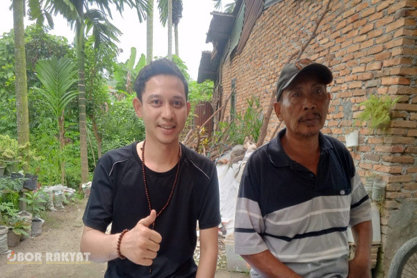 Deli Serdang, Obor Rakyat – Semangat gotong royong dan kepedulian terhadap pembangunan rumah ibadah kembali digaungkan di Klambir V, Kabupaten Deli Serdang. Aktivis sosial M. Mas'ud Silalahi bersama tokoh masyarakat Abrar Surbakti mengajak masyarakat, para pengusaha, hingga para dermawan untuk bersama-sama mempercepat penyelesaian pembangunan Masjid Al-Ikhlas yang telah berlangsung hampir lima tahun.