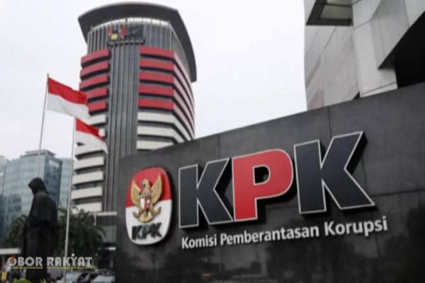 ​Jakarta, Obor Rakyat — Komisi Pemberantasan Korupsi (KPK) kembali melakukan Operasi Tangkap Tangan (OTT) yang melibatkan kepala daerah. Dalam operasi yang digelar pada Rabu (29/7/2026), KPK mengamankan Bupati Pemalang, Anom Widiyantoro.