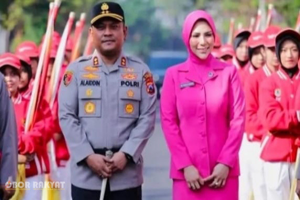 Jember, Obor Rakyat — Kepemimpinan di Kepolisian Resor (Polres) Jember resmi berganti.AKBP Alaiddin kini mengemban amanah sebagai Kapolres Jember yang baru, menggantikan pejabat lama AKBP Bobby A. Condroputra.