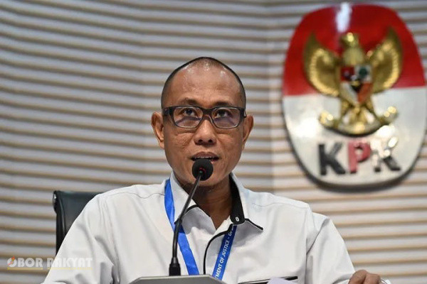 Jakarta, Obor Rakyat — Komisi Pemberantasan Korupsi (KPK) mulai mengonstruksikan dugaan aliran dana senilai Rp3,5 miliar dari PT Waskita Karya yang mengalir ke mantan Ketua Umum Himpunan Pengusaha Muda Indonesia (HIPMI), Akbar Himawan Buchari.