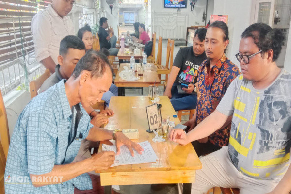 ​Simalungun, Obor Rakyat — Organisasi Kongres Pemberantasan Korupsi Manipulatif Rakyat Indonesia (KPKM-RI) secara resmi membentuk tim advokasi hukum untuk mendampingi Togu Ambarita dan Mariduk Pasaribu yang tengah menjalani proses hukum.