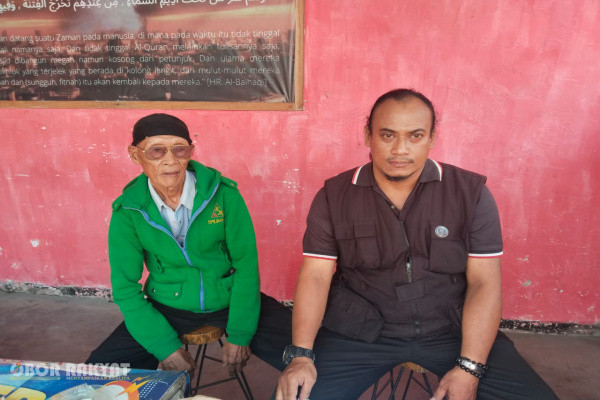 Jember, Obor Rakyat — Dugaan sengketa dan penyerobotan lahan kembali terjadi di Kabupaten Jember, Jawa Timur.Kuasa hukum dari warga bernama Samsu, Ihya Ulumiddin, resmi melaporkan dugaan perusakan serta penyerobotan lahan di Desa Lengkap, Kecamatan Bangsalsari, ke Polres Jember pada Rabu (12/8/2026).