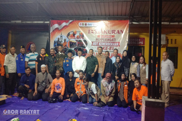 Jember, Obor Rakyat — Badan Penanggulangan Bencana Daerah (BPBD) Kabupaten Jember kembali mencatatkan prestasi gemilang di tingkat provinsi.BPBD Jember sukses mempertahankan gelar juara umum dalam Lomba Gelar Peralatan dan Logistik BPBD se-Jawa Timur 2026, yang mengukuhkan raihan back-to-back setelah pencapaian serupa pada 2025.