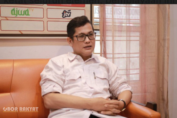 Jember, Obor Rakyat — Kebijakan Pemerintah Kabupaten (Pemkab) Jember mengajukan pinjaman daerah senilai Rp786,573 miliar kepada PT Sarana Multi Infrastruktur (Persero) atau PT SMI dinilai sebagai langkah manajemen keuangan publik yang terukur dan rasional. Pembiayaan tersebut diproyeksikan untuk mempercepat pembangunan fasilitas publik dasar di tengah keterbatasan ruang fiskal daerah.