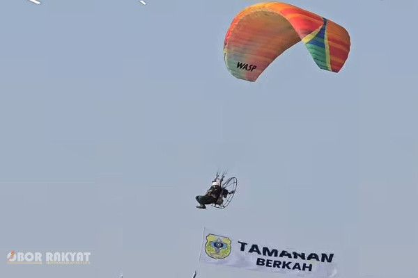 ​Bondowoso, Obor Rakyat — Peringatan Hari Ulang Tahun (HUT) ke-81 Kemerdekaan Republik Indonesia di Kecamatan Tamanan, Kabupaten Bondowoso, berlangsung khidmat sekaligus memukau pada Senin (17/8/2026).