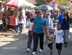 Semarak HUT RI ke-81: Pemdes Kajar Bondowoso Perkokoh Kohesi Sosial dan Budaya Hidup Sehat Melalui JJS