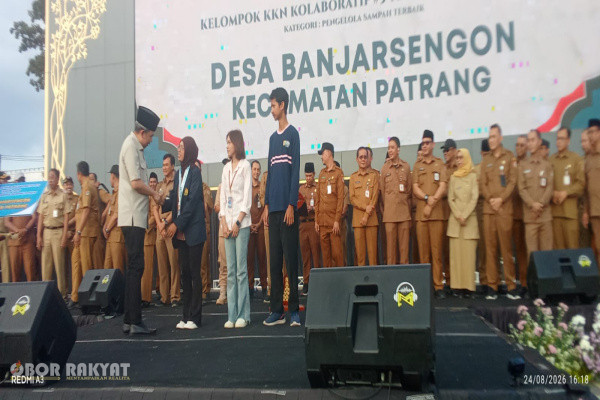 Jember, Obor Rakyat — Pemerintah Kabupaten (Pemkab) Jember memberikan apresiasi kepada ribuan mahasiswa peserta Kuliah Kerja Nyata (KKN) Kolaboratif ke-5 Tahun 2026 yang telah berkontribusi dalam berbagai program pengabdian masyarakat.