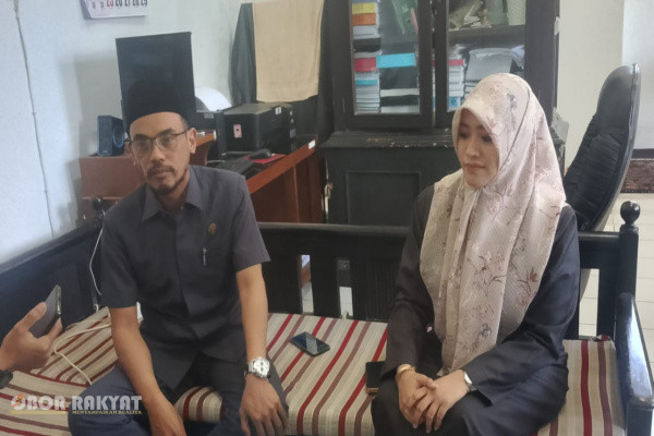 ​Bondowoso, Obor Rakyat — Langkah Fraksi Partai Persatuan Pembangunan (PPP) DPRD Kabupaten Bondowoso yang absen dalam rapat paripurna penyampaian Pandangan Umum (PU) Fraksi terhadap Nota Keuangan Perubahan APBD (PAPBD) 2026, Jumat (4/9/2026), memicu perhatian publik.