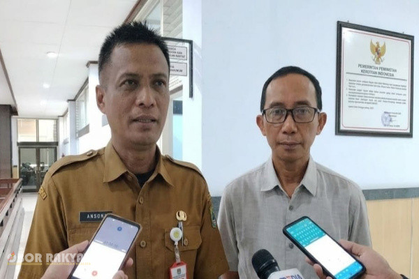 ​Bondowoso, Obor Rakyat — Pembangunan Jembatan Sentong di Kabupaten Bondowoso memberikan dampak pengalihan arus lalu lintas yang berimplikasi pada peningkatan volume dan beban kendaraan di sejumlah jalur alternatif. Kondisi tersebut memicu penurunan kualitas perkerasan jalan kabupaten serta memengaruhi kondisi teknis beberapa jembatan lokal di sekitarnya.