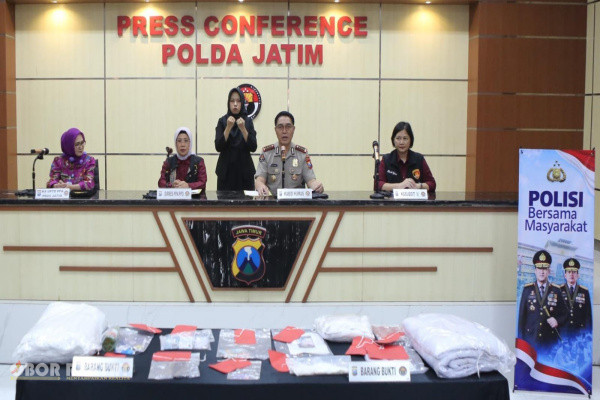 Surabaya, Obor Rakyat – Direktorat Reserse Perlindungan Perempuan dan Anak (PPA) serta Tindak Pidana Perdagangan Orang (PPO) Polda Jawa Timur berhasil membongkar dugaan tindak pidana eksploitasi ekonomi dan seksual terhadap anak di Kecamatan Puger, Kabupaten Jember.